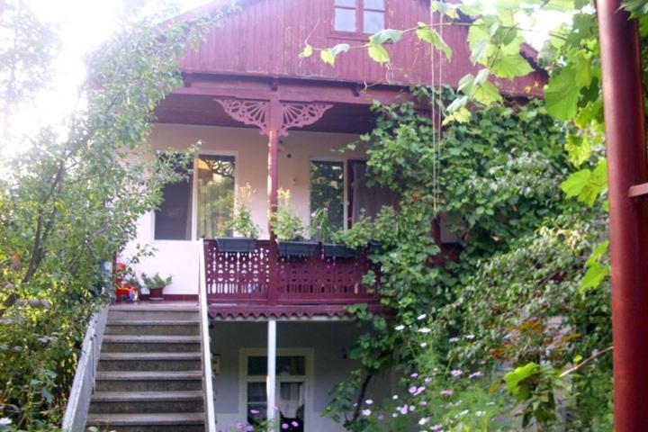 Bed and Breakfast Petit Dilidschan Exterior foto